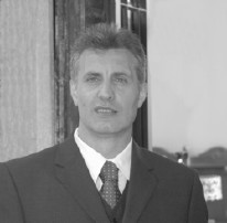 Stefanos Perdikaris - Buchhalterin in Marsberg