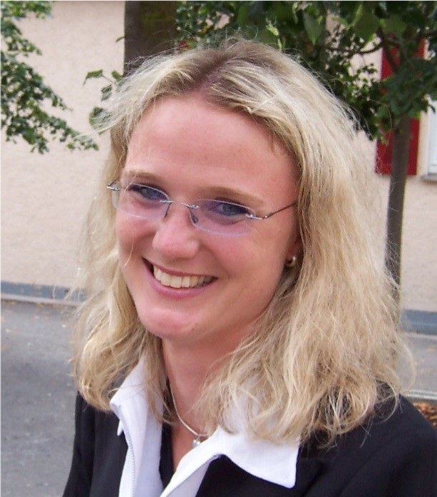 Nadine de Jong - Buchhalterin in Detmold