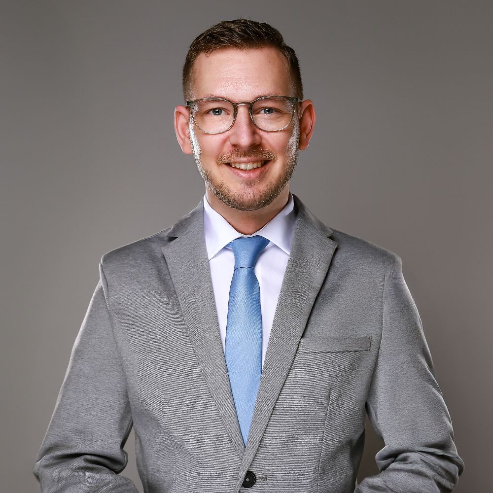 Raven Kurrle - Buchhalterin in Wiesbaden