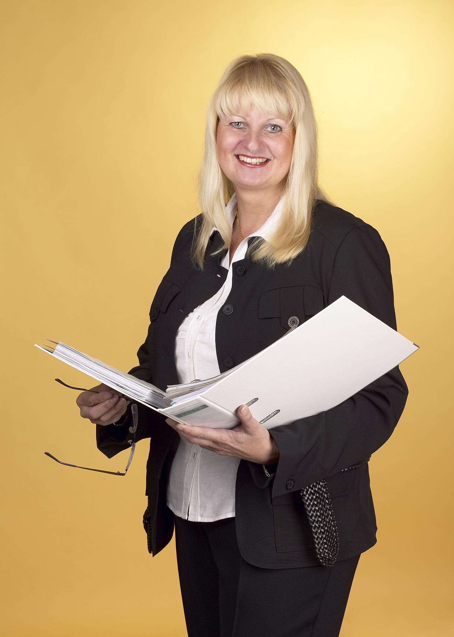 Monika Schröder - Buchhalterin in Celle