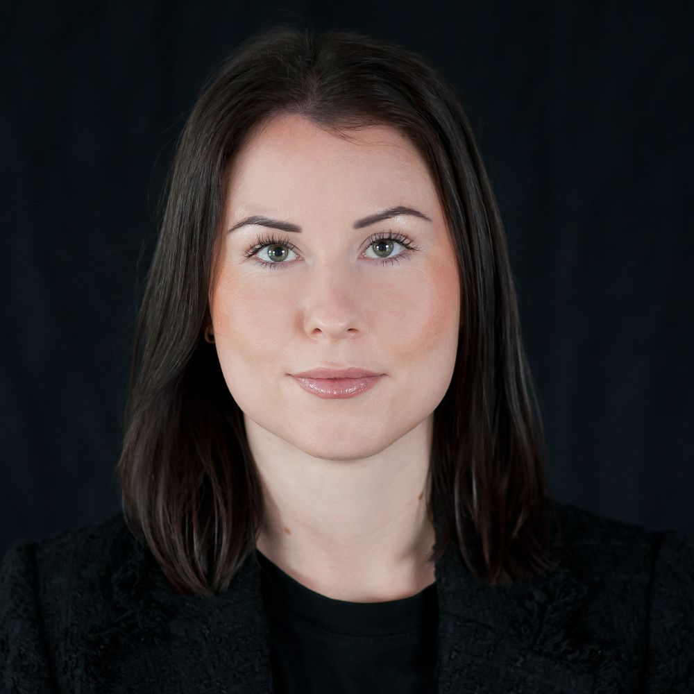 Lara Schmidt - Buchhalterin in Kösching