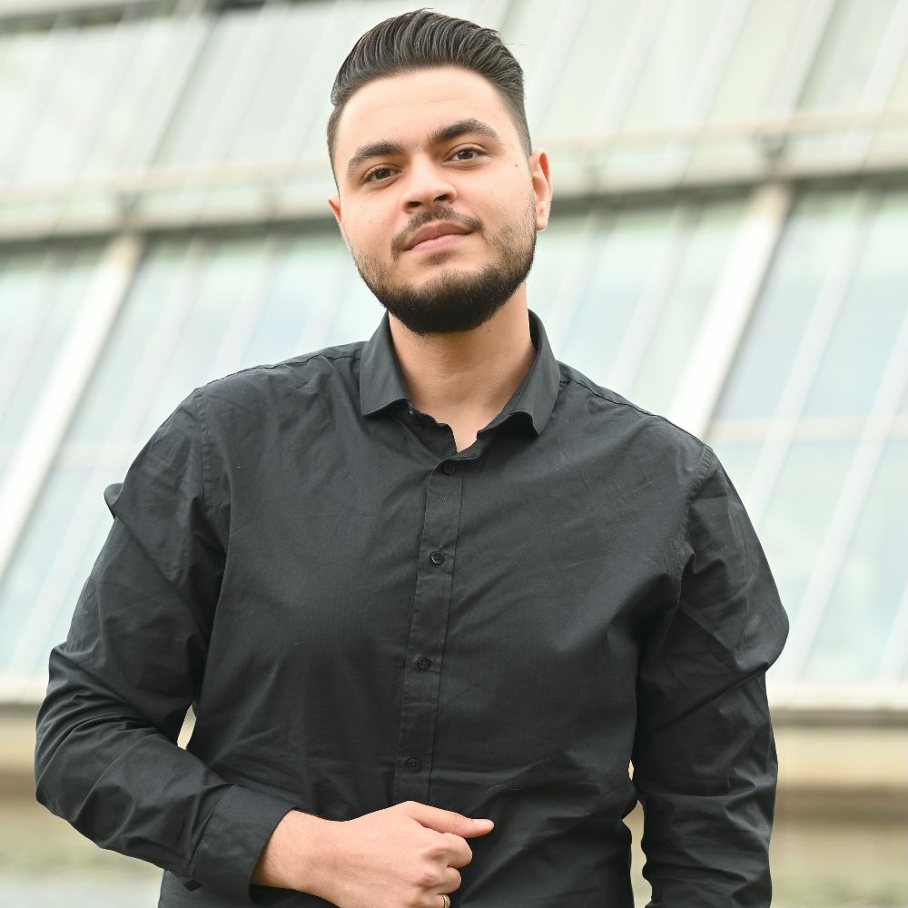 Mohamad Taki - Buchhalterin in Essen